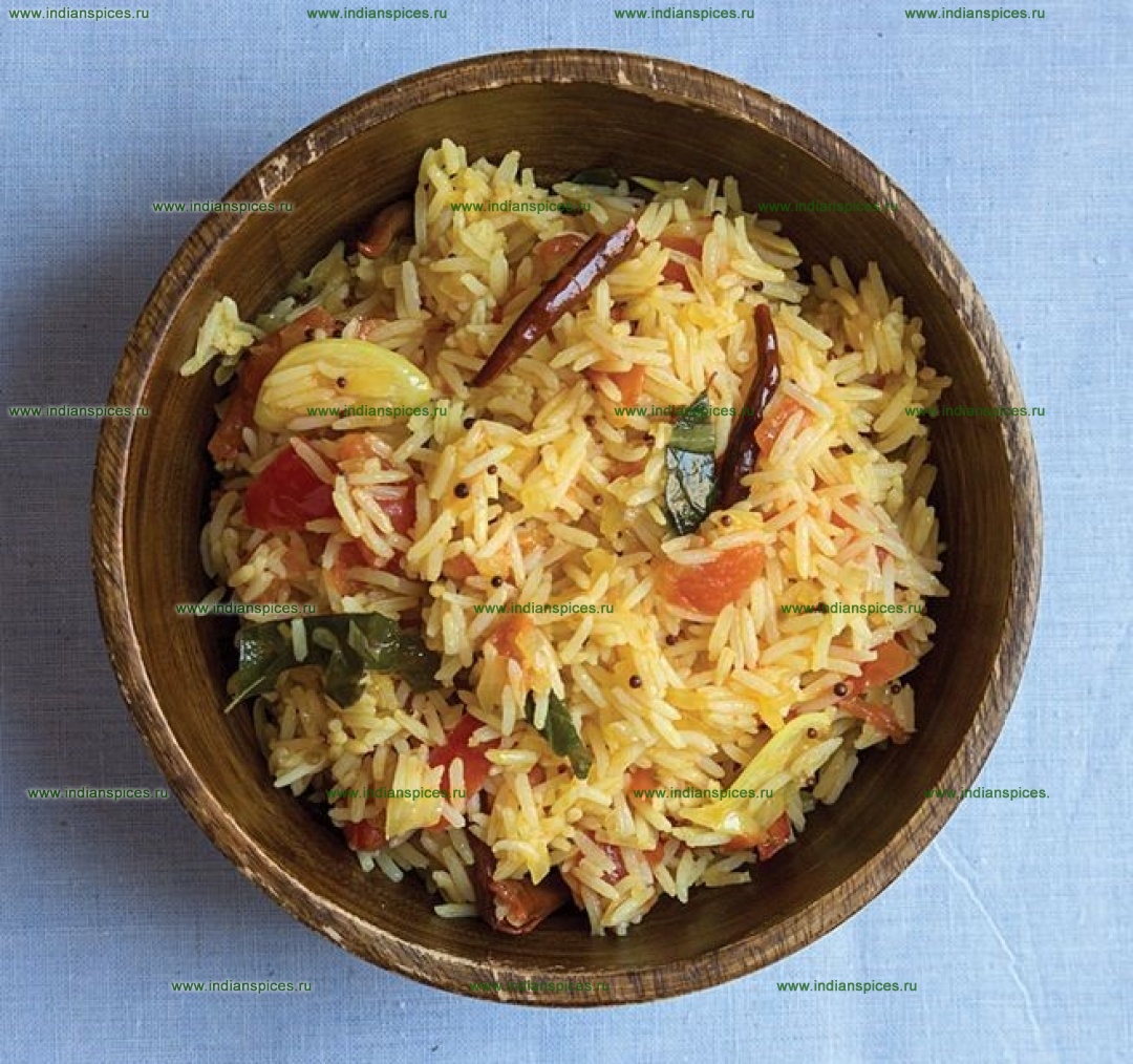 Рис с подсолнечным маслом. Рис басмати блюда в Индии. Рис басмати блюдо. Рис басмати с индийскими специями. Рис басмати приготовленный.