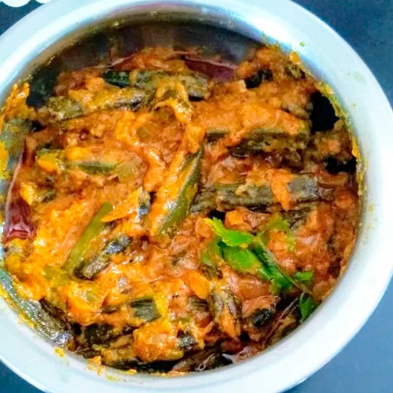 Бхинди (Бамия) в соусе масала